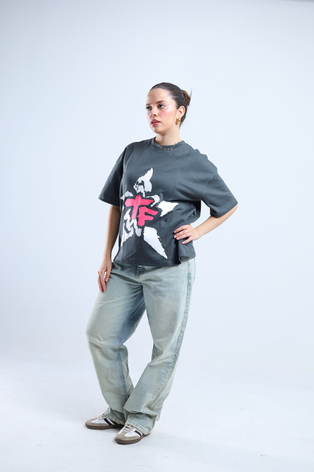 TF Star Boxy Tee - Black / Dark Gray